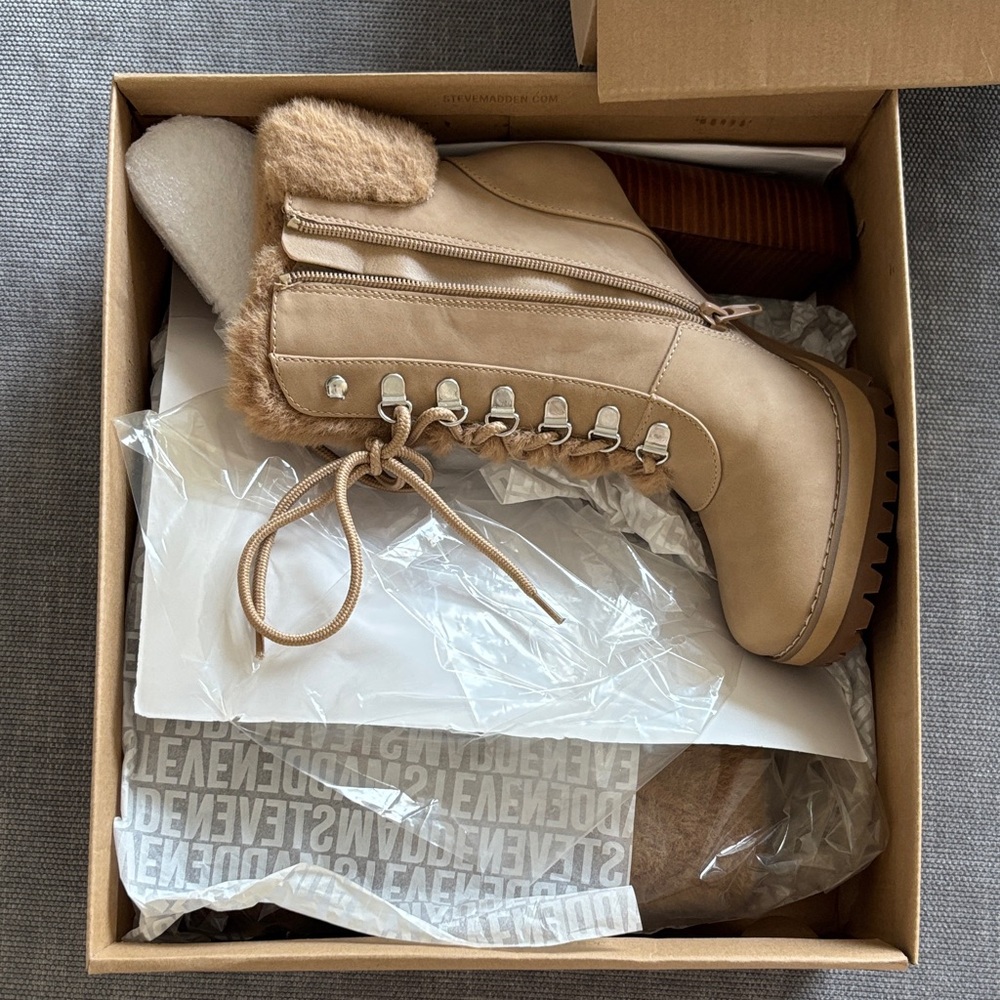 Steve Madden Beige Lace Up Boots